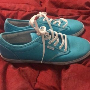 BRAND NEW women’s Vans era classic